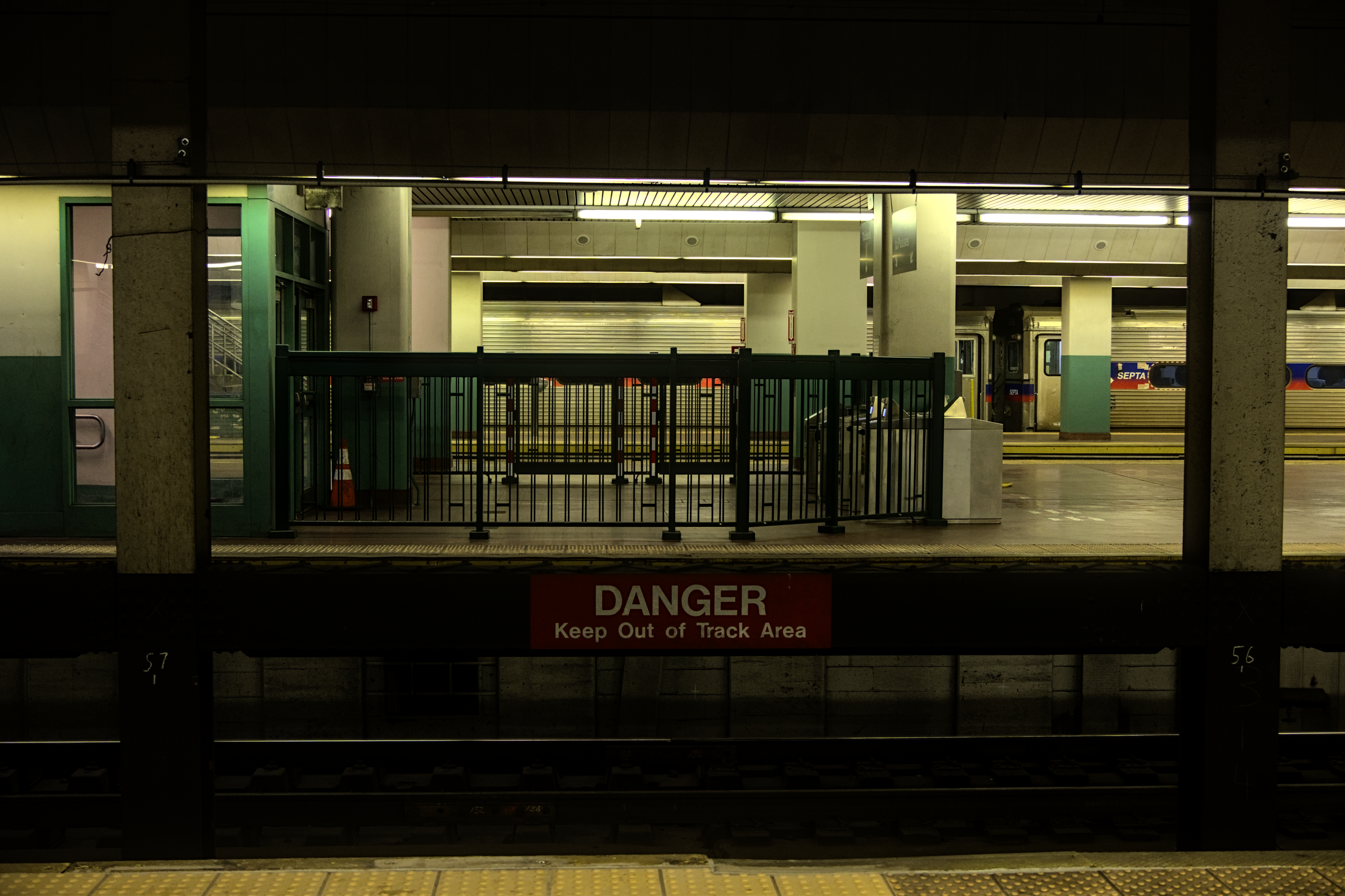 Suburban Station Platforms, 2024-04-28