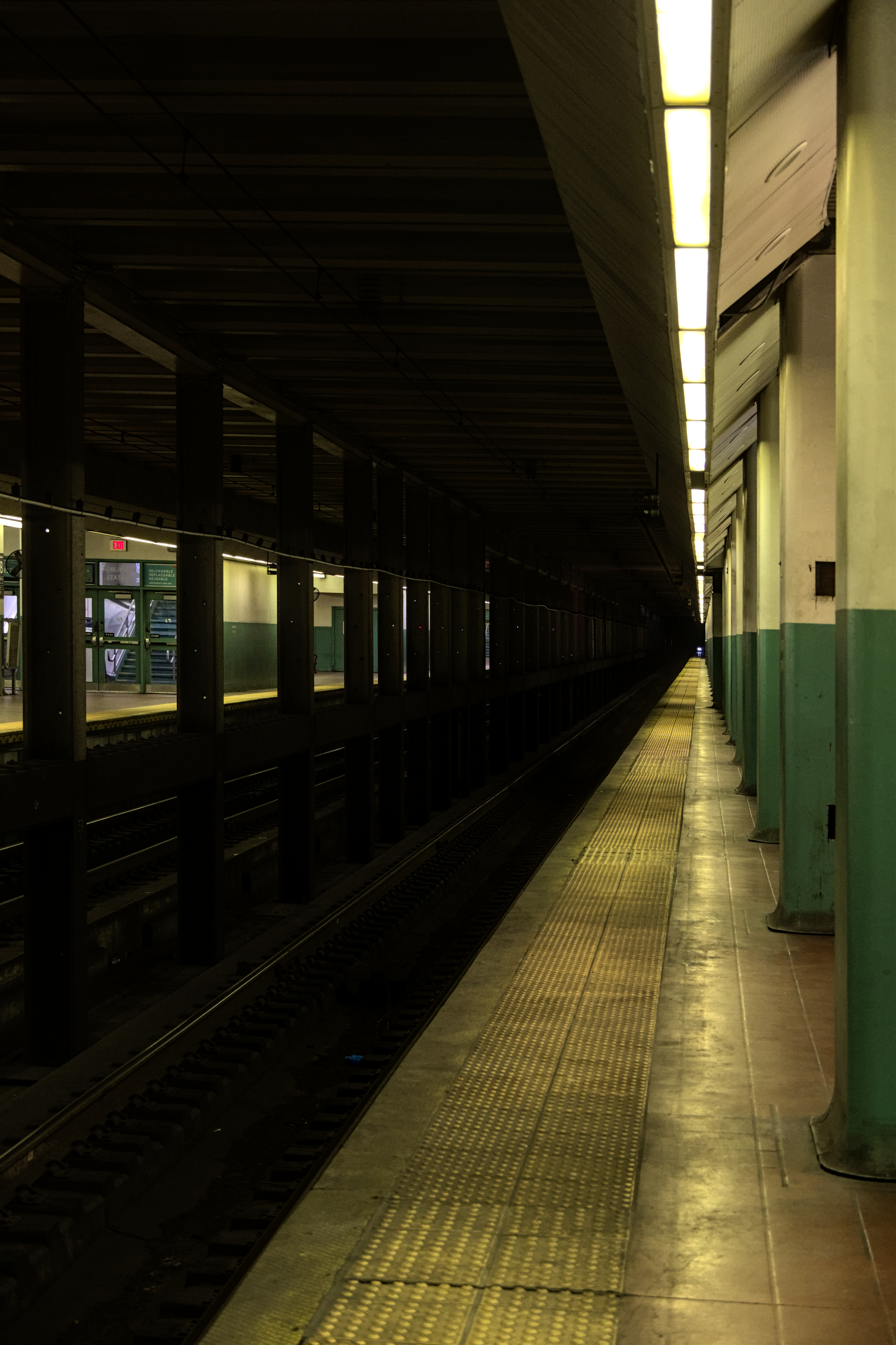 Suburban Station Platforms, 2024-04-28