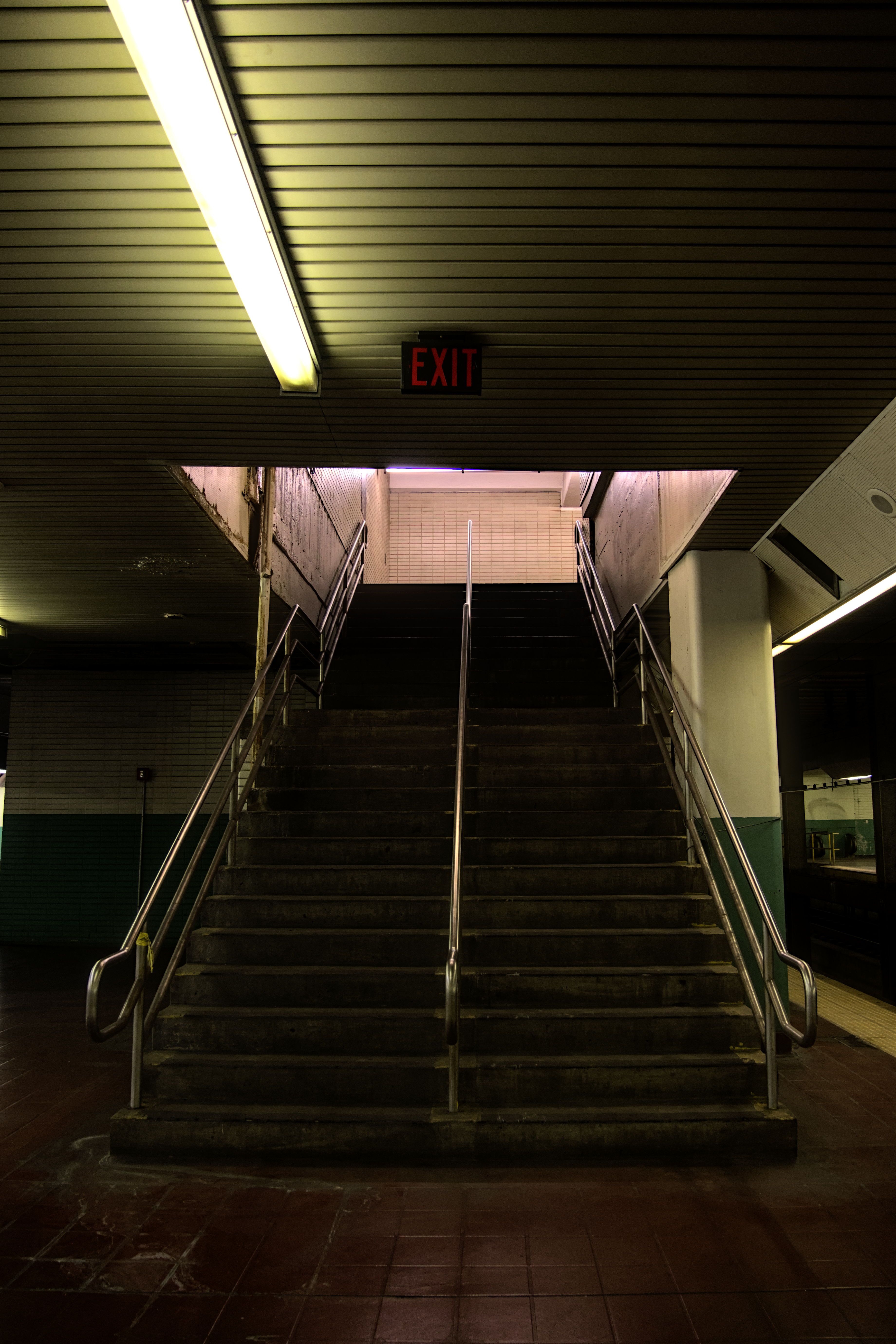 Suburban Station Platforms, 2024-04-28